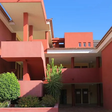 Rdg Apartment *